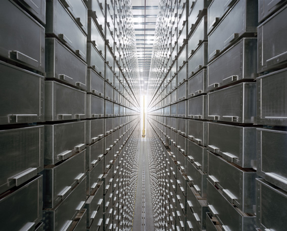 © Vincent J. Stoker Courtesy Galerie Alain Gutharc