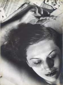 Femme aux cartes 1930 Florence Henri