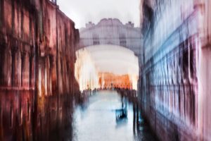 Le Pont des Soupirs depuis le pont sur le canal Rio del Palazzo, 2013