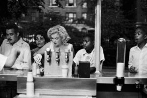 Marilyn Monroe, New York, Mai 1957, Sam SHAW - (©Sam SHAW, courtesy Galerie de l’Instant, Paris)