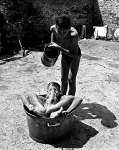 Toilette arrosage baquet - 1937