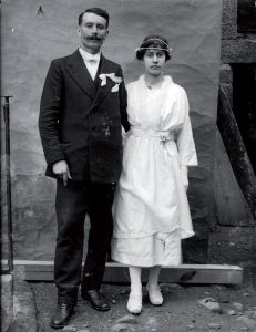 Anonyme Photographies de mariage début du XXe siècle Collection du musée Nicéphore Niépce © musée Nicéphore Niépce