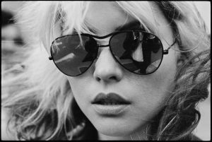 CHRIS STEIN - DEBBIE HARRY, SHADES (©CHRIS STEIN, COURTESY GALERIE DE L’INSTANT, PARIS)