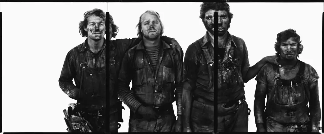 Roger Tims, Jim Duncan, Leonard Markley, Don Belak, coal miners, Reliance, Wyoming, August 29, 1979. Photographie de Richard Avedon © The Richard Avedon Foundation