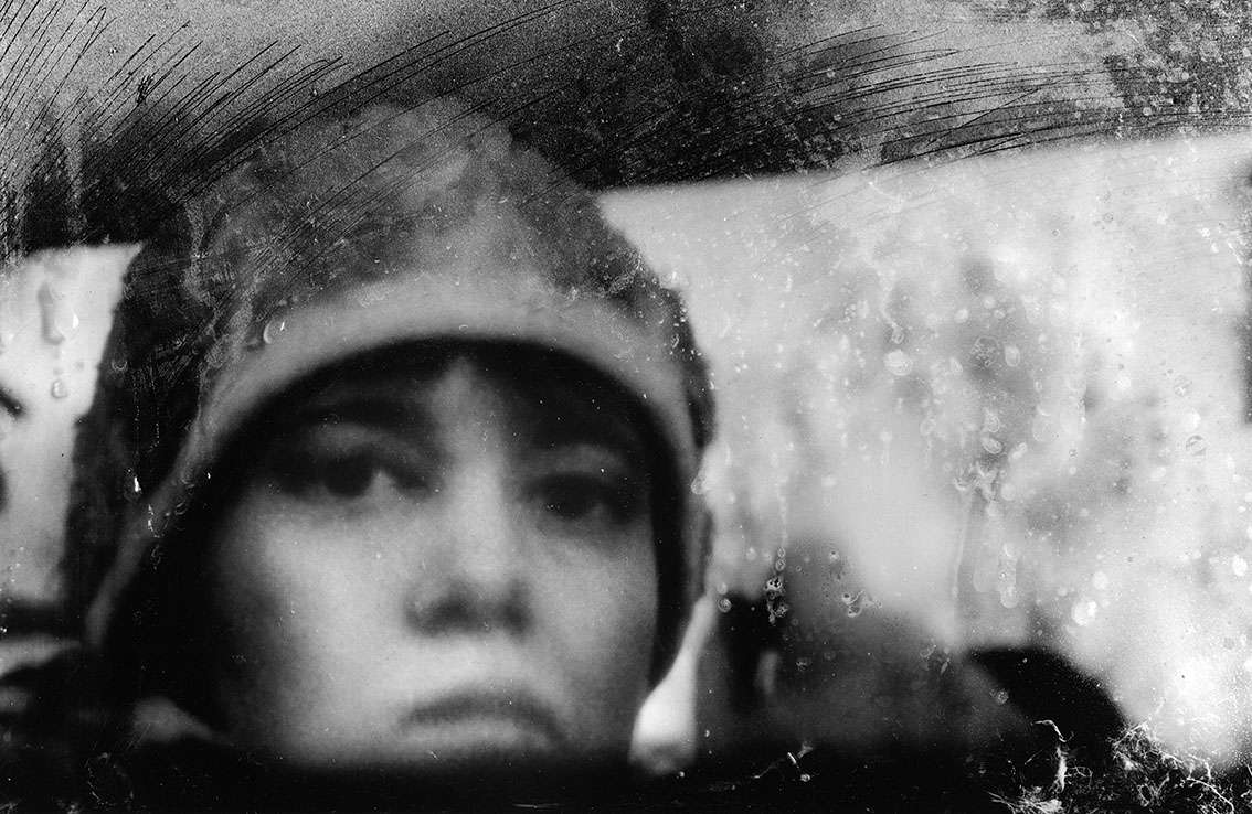 Alexandra Catiere, Behind the glass, 2005-2006